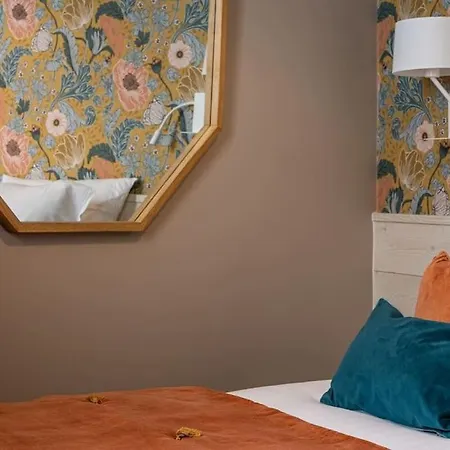 My Boudoir Apartment Paris